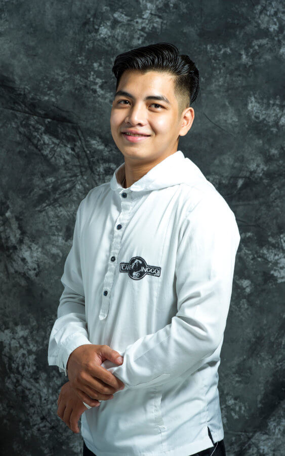 Mc Kevin Ferrer - Beverage Tender